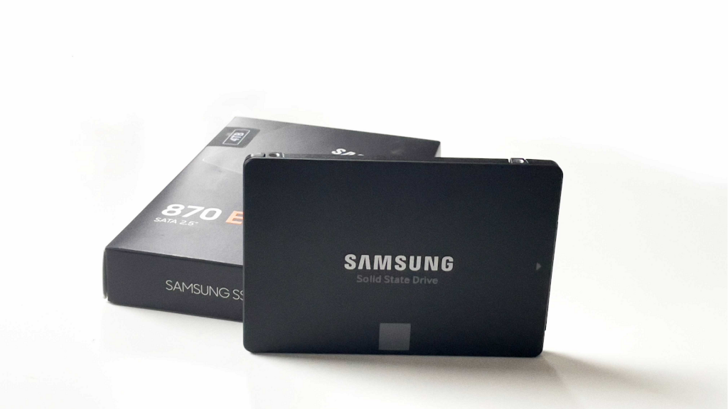 Samsung SSD 870 EVO Disque Dur Interne SSD 2,5 SATA III 250Go 500Go 1To  2To 4To